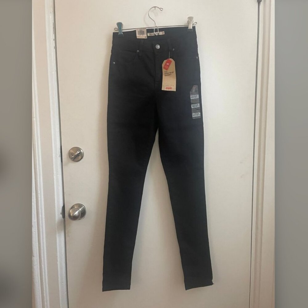 NWT Levi's 721 High Rise Skinny